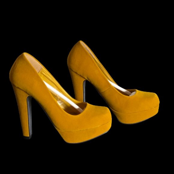 Qupid Shoes - Qupid-Mustard Squared Toe Platform Block Heel